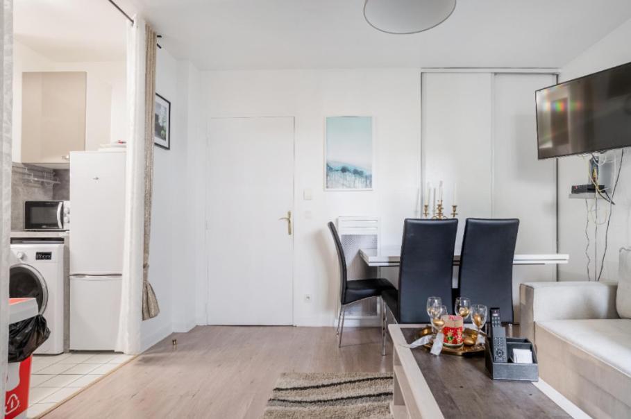 Appartement Spacieux Avec Terrasse Pres De Paris Et Du Stade De France Saint-Denis  Kültér fotó